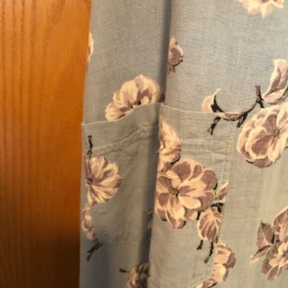 Vintage 1950s Lightweight Long Cotton Apron Blue Roses Pockets Adjustable Size - Picture 4 of 9